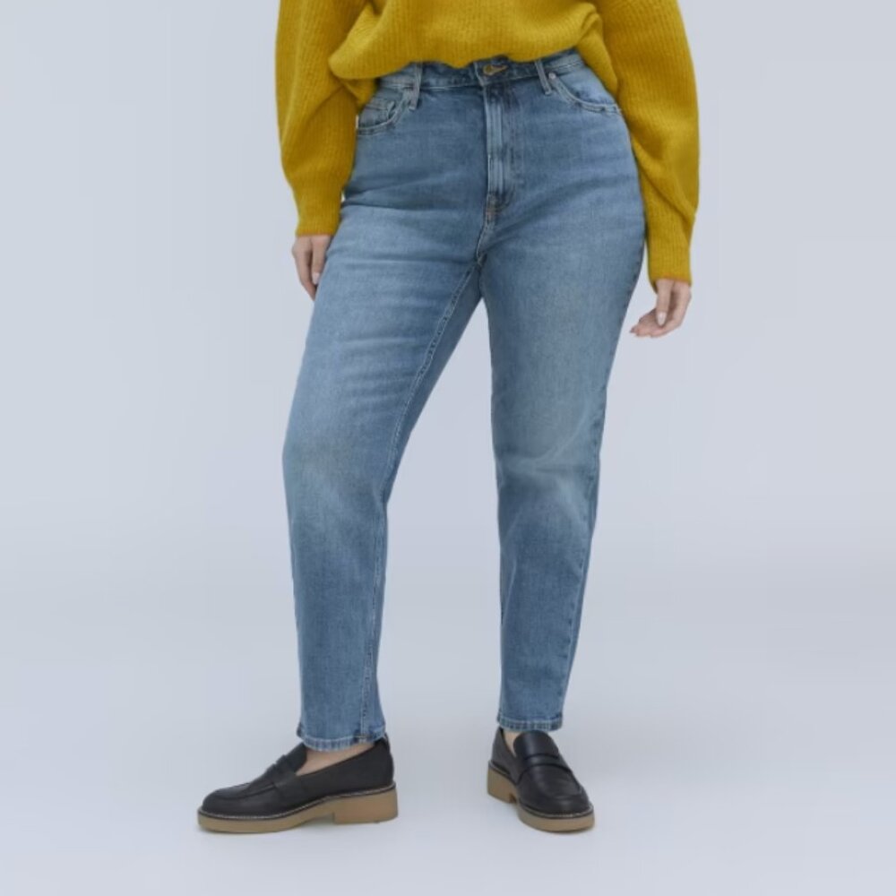 Everlane The Original Curvy Cheeky® Jean in Worn-In Mid Blue